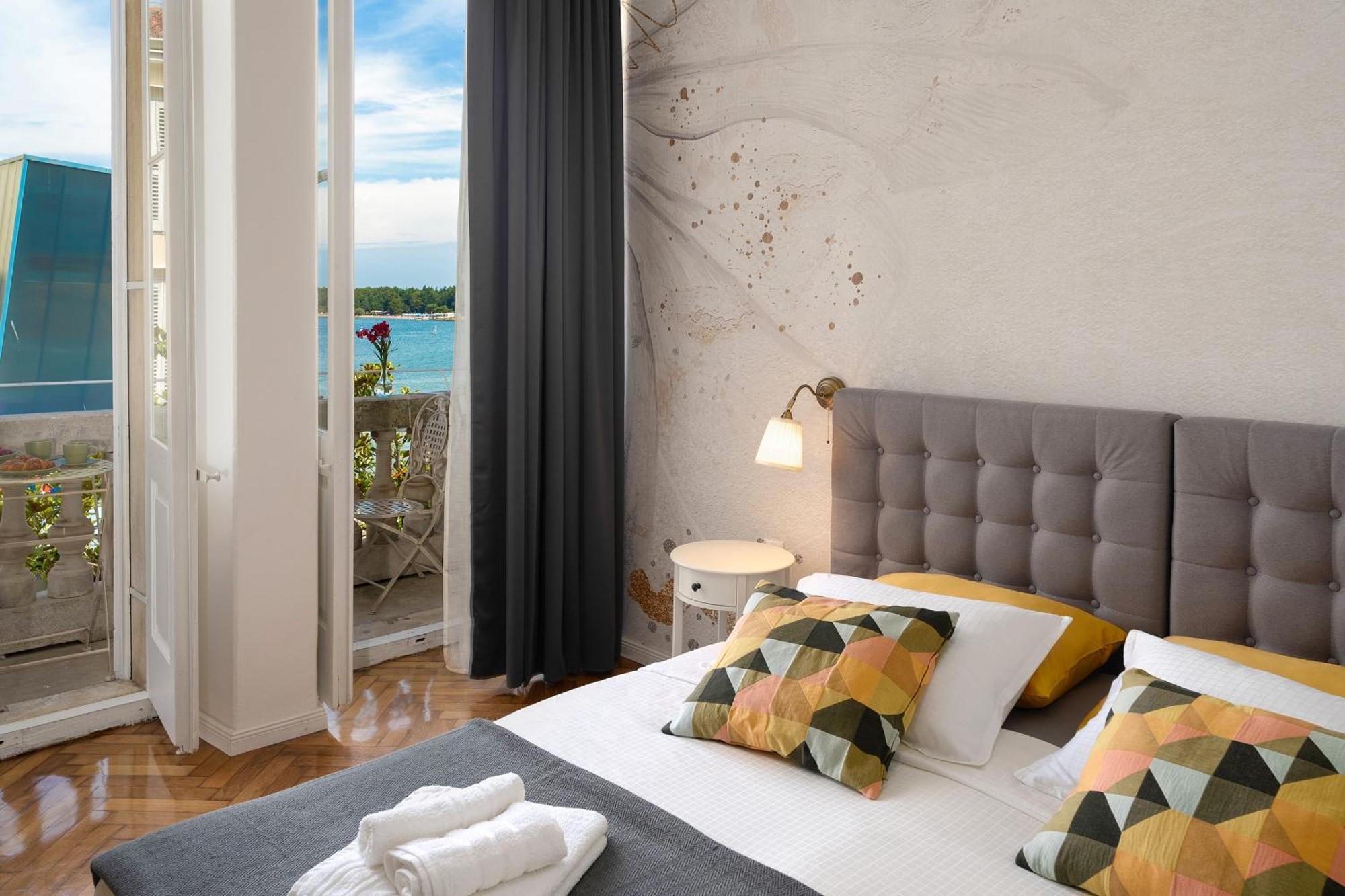 Romeo And Juliet Apartment With Balcony And Sea View 波雷奇 外观 照片